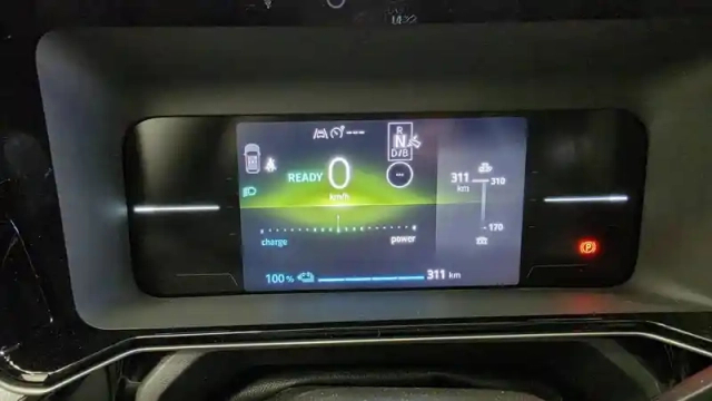 Renault 5 renault  e-tech electrique 120 ch autonomie urbaine — photo 36