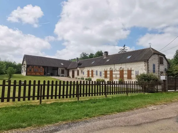 Maison Vente Estissac 10p 200m² 270000€