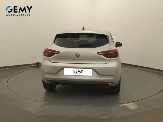 Renault Clio blue dci 100 — photo 8