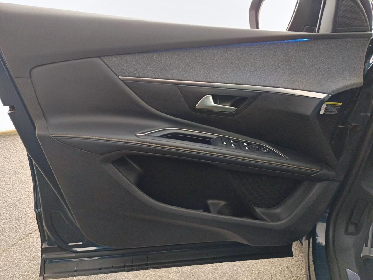 Peugeot 5008 bluehdi 130ch s&s eat8 roadtrip — photo 21