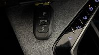 Peugeot 5008 Hybrid 145ch Allure e-DCS6 — photo 16