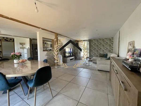 Maison 4 pièces 145 m²