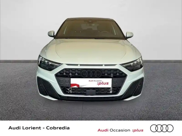 Audi A1 sportback 30 tfsi 116ch s line s tronic 7 — photo 2