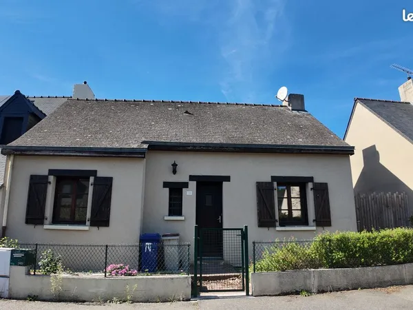 Maison plain-pied 2 ch. Véranda, jardin 230 m²