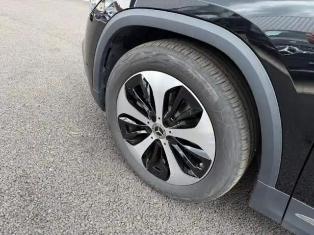 Mercedes Gla 200 d progressive line — photo 29