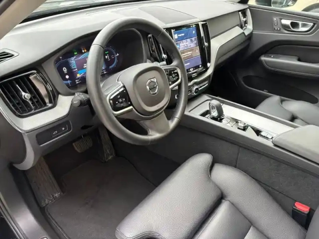 Volvo Xc60 t6 awd hybride rechargeable 253 ch+145 ch geartronic 8 — photo 44