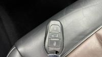 Citroen C5 Aircross BlueHDi 180ch S&S Shine EAT8 — photo 16
