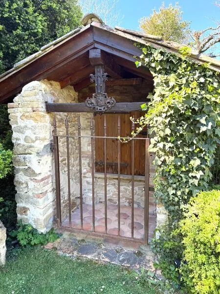 Photo 4