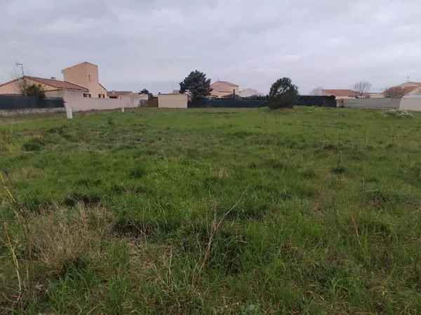 Terrain 441 m²