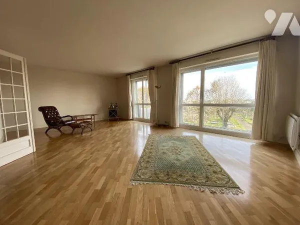Appartement 6 pièces 141 m²