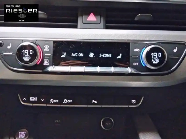 Audi A4 avant 40 tdi 204 s tronic 7 quattro — photo 42