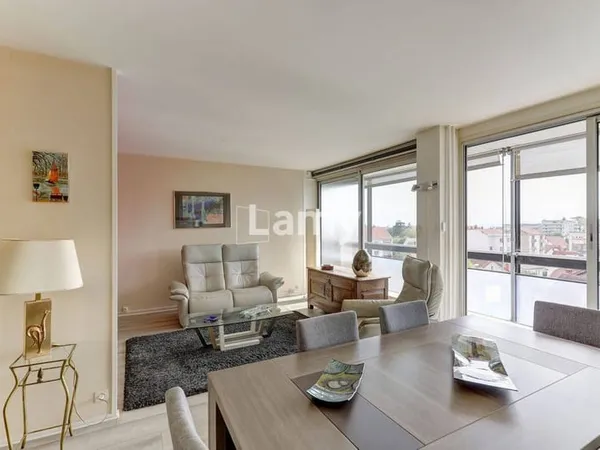 Appartement 3 pièces 82 m²