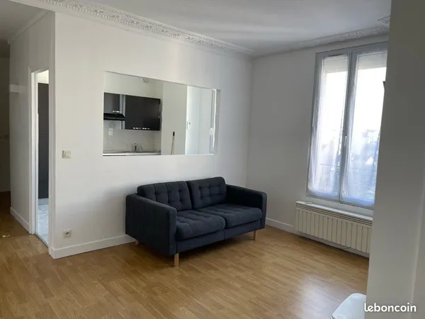 Appartement T2 meublé de 44 m2 + cave + box compris