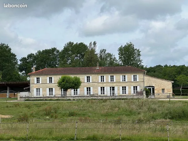 Maison Girondine en pierre