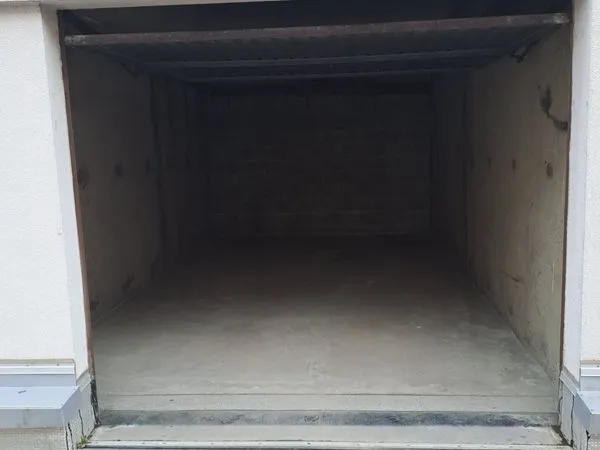 Box ou garage fermé de 20 m² à louer - Nancy