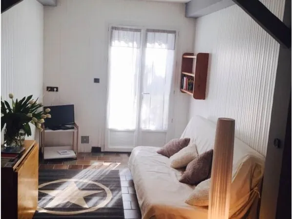 Studio meublé