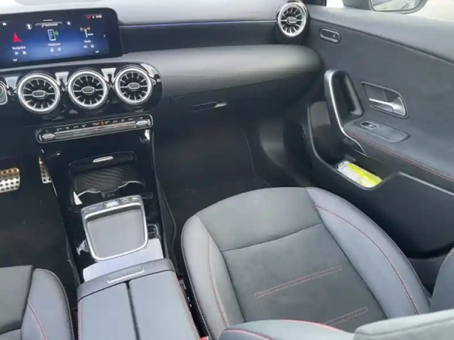 Mercedes Classe A 200 d amg line — photo 9