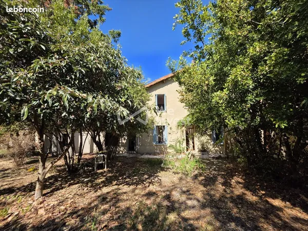 Immeuble 320 m²