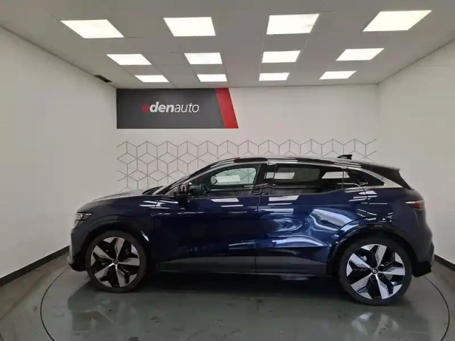 Renault Megane e-tech ev60 220 ch super charge — photo 13