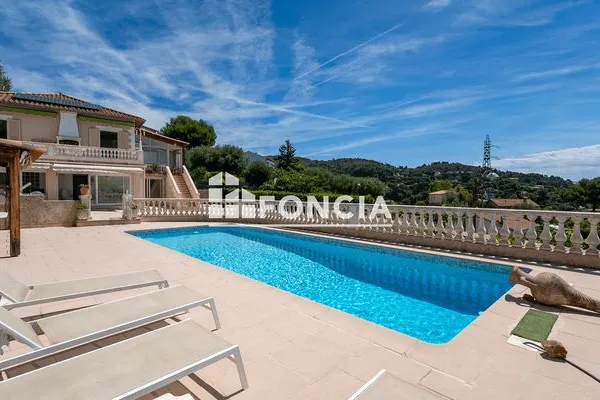 Maison 6 pièces 152 m²