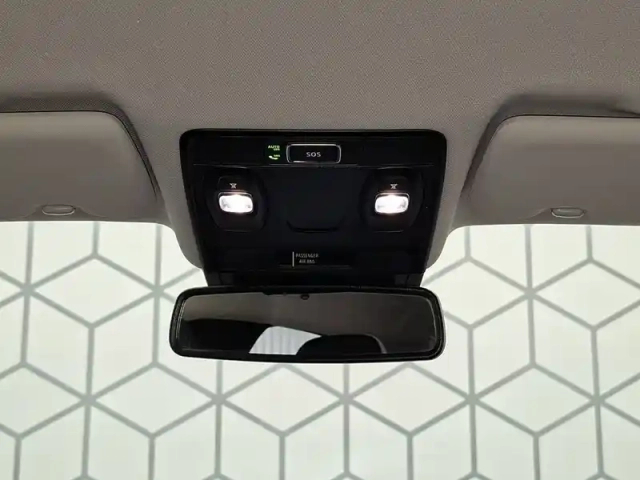 Renault Captur tce 140 edc - 21 — photo 40