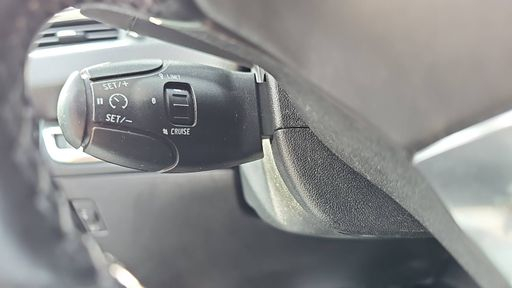 Peugeot 2008 1.2 PureTech 82 EAT6 - Active – 2017 – 151891 km – Essence – Boîte Automatique — photo 3