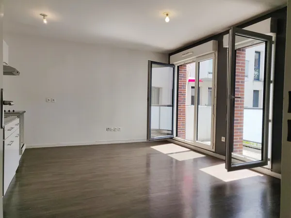 Appartement à Elbeuf T3 avec balcon et parking
