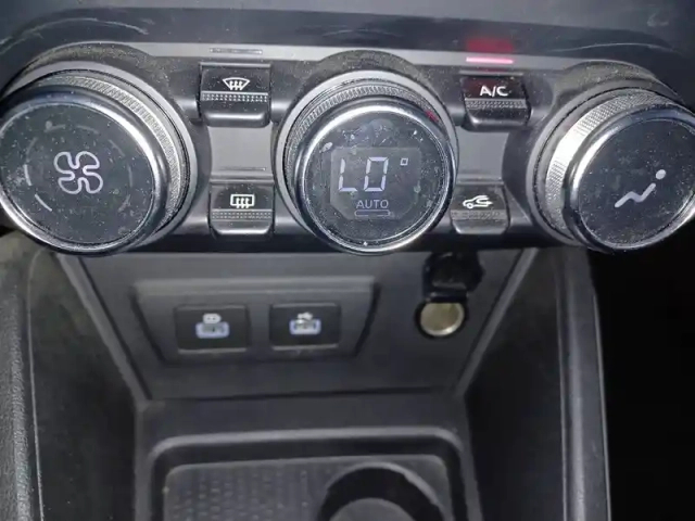 Dacia Duster eco-g 100 4x2 — photo 90