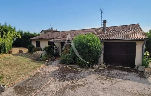 Maison de plain-pied 5 pièces 104 m²