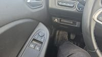 Renault Clio 1.0 TCe 100ch Business GPL -21N — photo 17