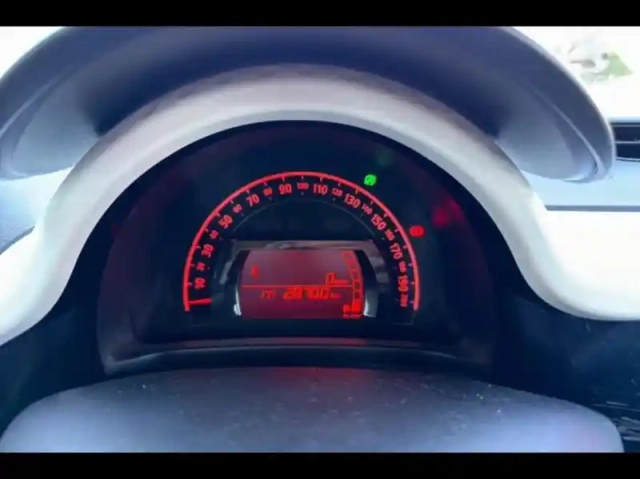 Renault Twingo 1.0 sce 65ch equilibre — photo 15