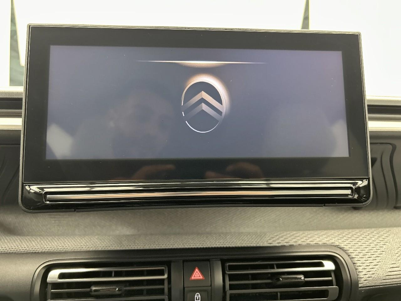 Citroën C3 Aircross hybride 145 ch aut max — photo 11