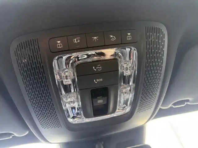 Mercedes Gla 250 e hybrid eq amg line — photo 21