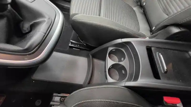 Renault Scenic tce 115 fap — photo 29