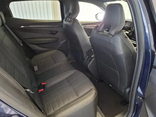 Renault Megane e-tech ev60 220 ch super charge — photo 29