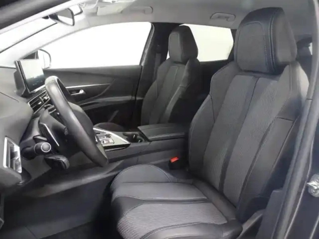 Peugeot 3008 1.2 puretech 130ch s&amp;s allure eat8 — photo 12