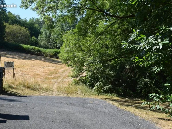 Terrain Lacrouzette