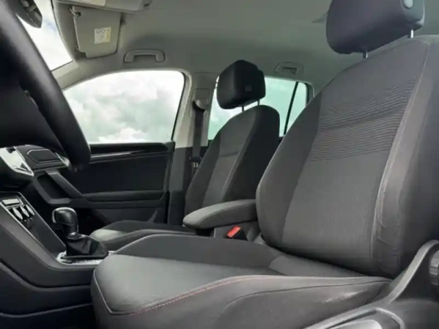 Volkswagen Tiguan 2.0 tdi 150ch sound dsg7 — photo 12