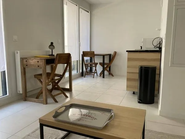 Studio 1 pièce 25 m²