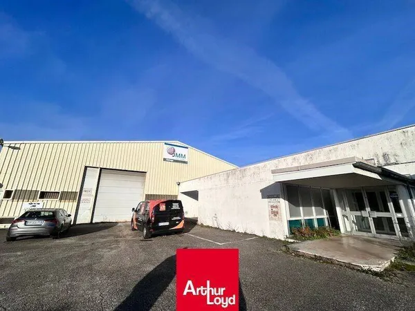 Local d'activité 3400 m²