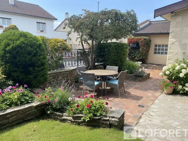 Maison 5 pièces 138 m²