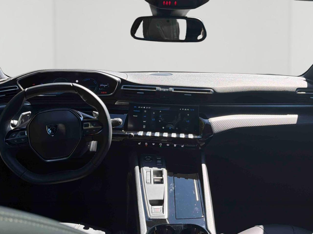 Peugeot 508 plug-in hybrid 225 allure e-eat8 + cuir / toit ouv — photo 17