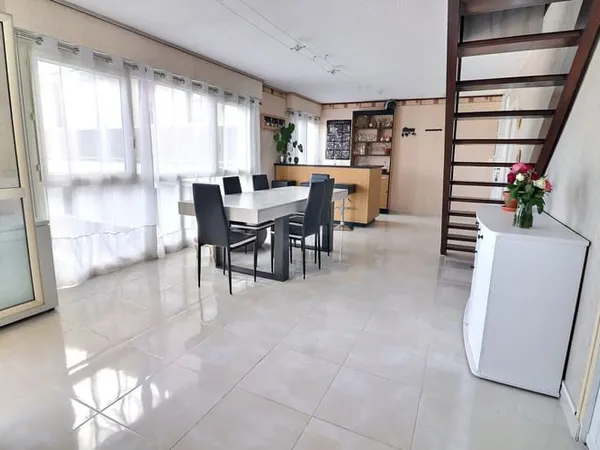 Appartement 5 pièces 100 m²