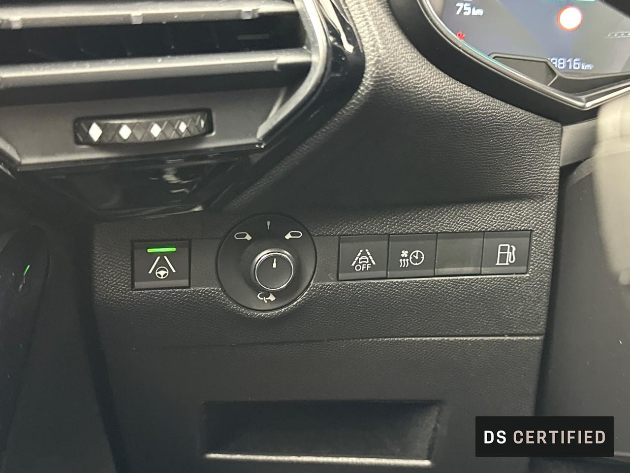 Ds Ds 7 crossback crossback hybride e-tense 225 eat8 rivoli — photo 17