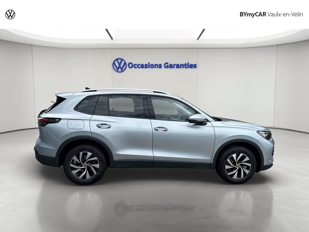 Volkswagen Tiguan 1.5 eHybrid 204ch DSG6 — photo 6