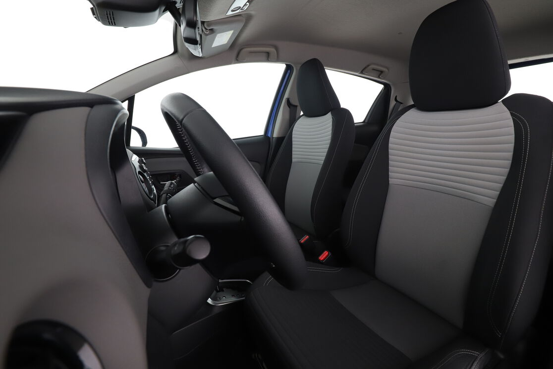 Toyota Yaris 1.5 Hybrid France — photo 9