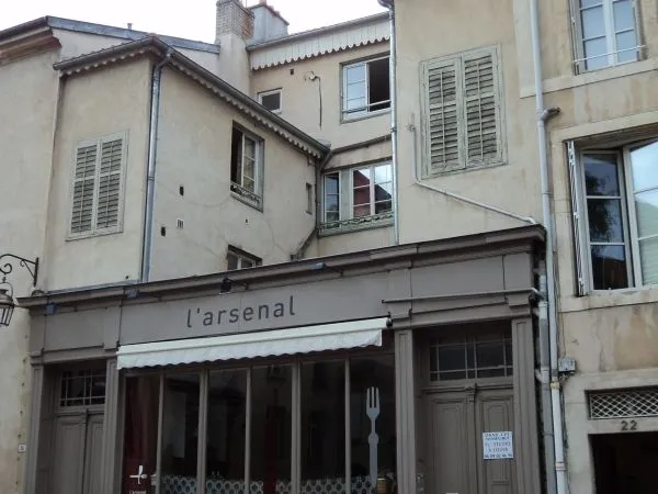 Studio 1 pièce 27 m²