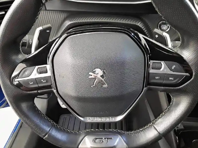 Peugeot 208 puretech 100 s&amp;s eat8 — photo 9