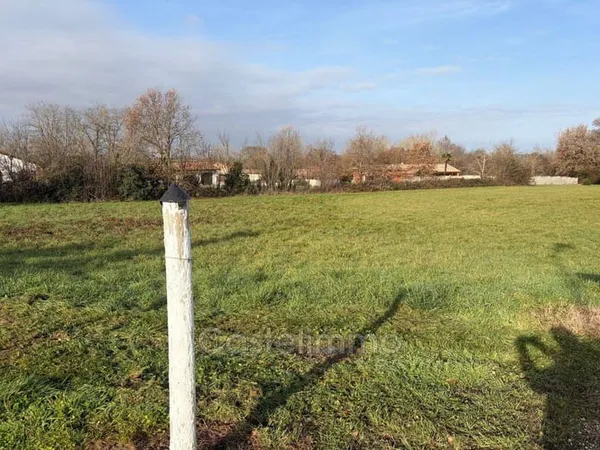Terrain 1580 m²