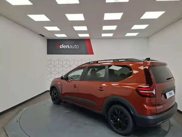 Dacia Jogger eco-g 100 5 places — photo 13